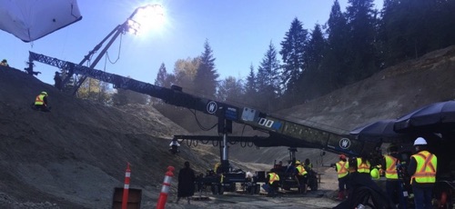 'Magicians'
2x 18k daylight fill for desert scene